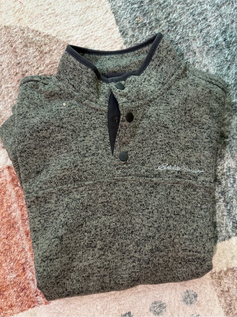 Eddie Bauer Men’s Heathered Olive-Green Snap Quarter Pullover